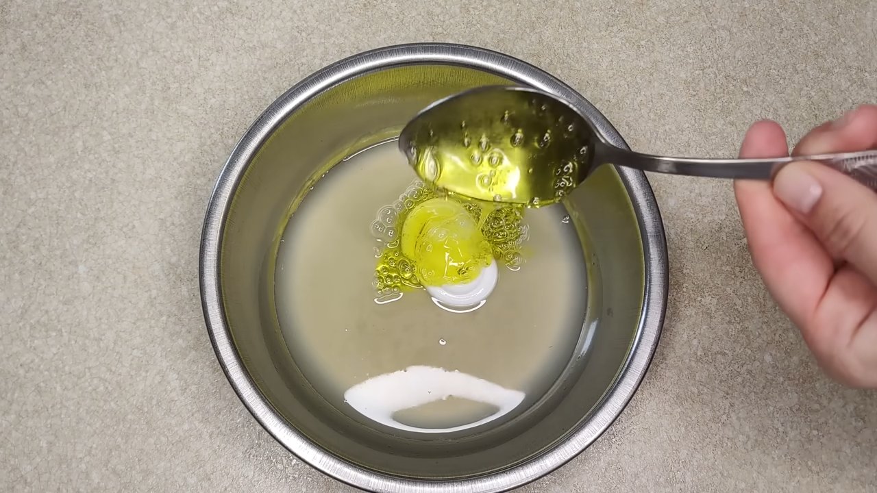 Colgate and Lemon Cleaning