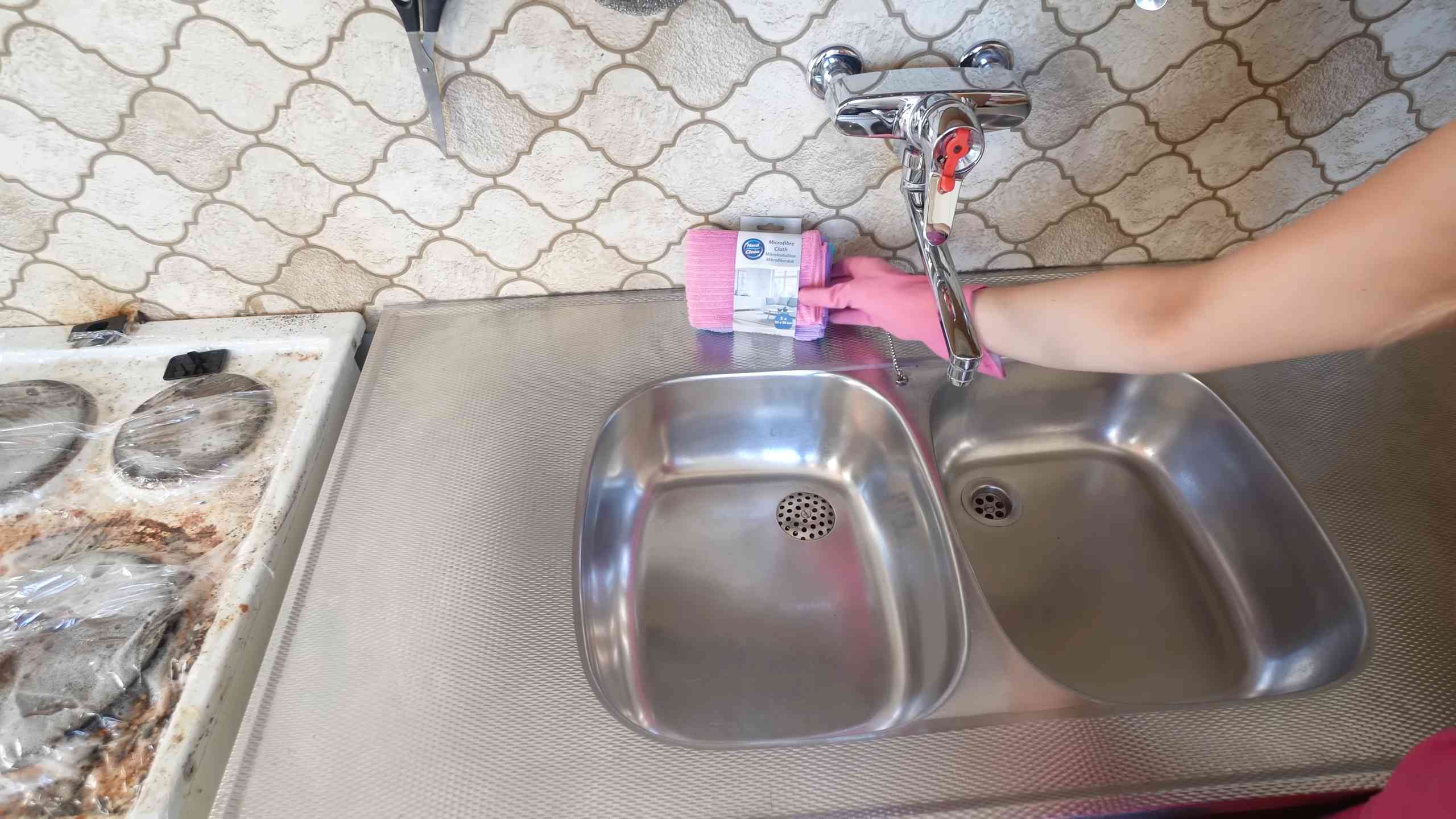 Scrub Daddy Cleaning Hacks