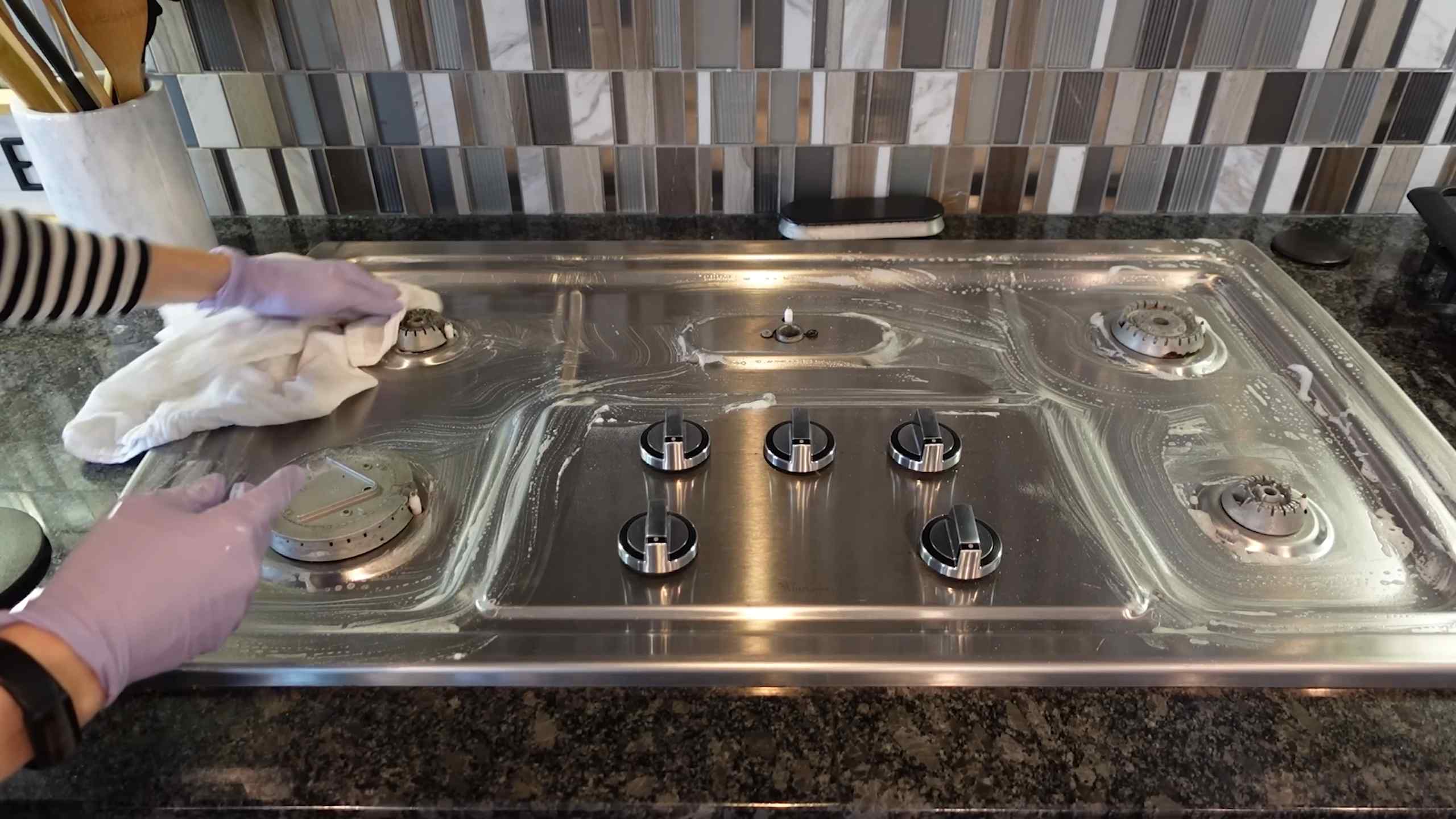 Baking Soda Cleaning Hacks